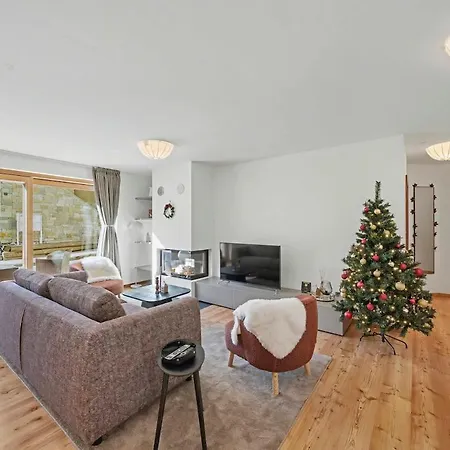 St Moritz Comfort And Space For Families, 3 Bedrooms And Garden